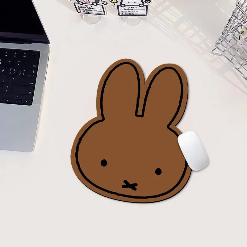 Kawaii Miffy Rabbit Shaped Mou - Outdoor Camping Table 评论和价格